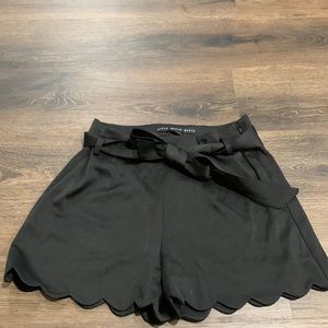 Womens boutique shorts! NWOT, size small